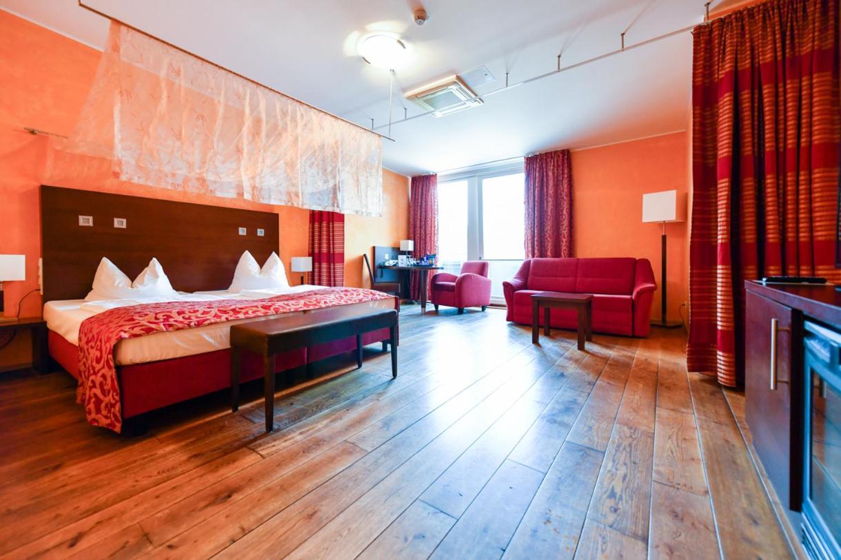 Landhotel Burg Im Spreewald - Resort & Spa Экстерьер фото
