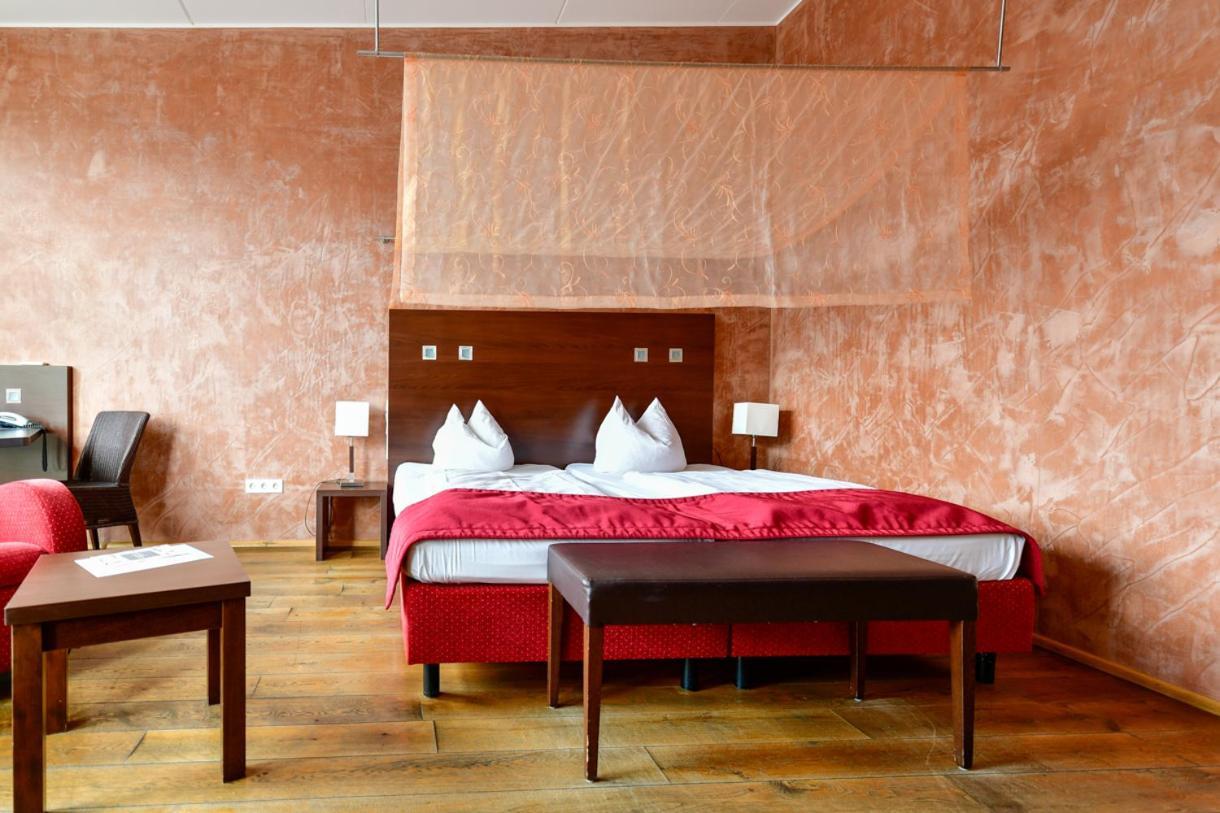 Landhotel Burg Im Spreewald - Resort & Spa Экстерьер фото